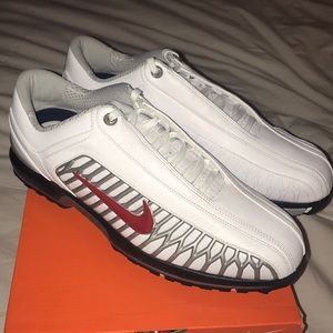 NEW Nike University of Arizona Golf Shoes